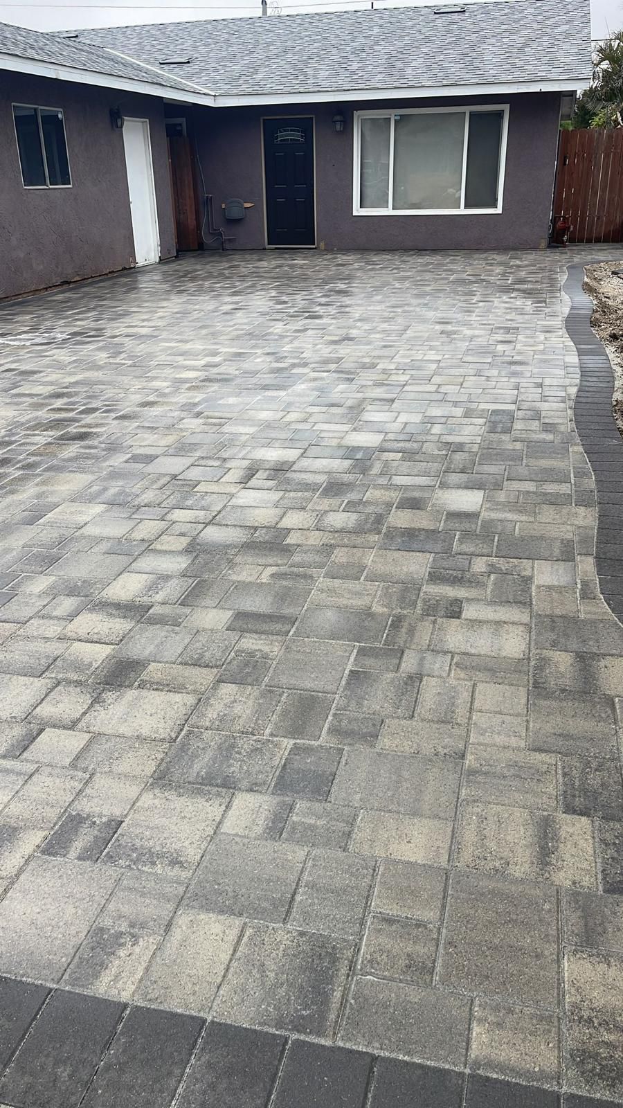 Interlocking Paver Driveway in Gray Tones